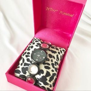 Betsey Johnson Round Black Links/Glass Watch w/Box